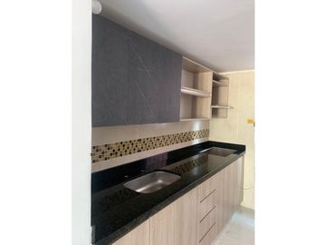 Venta de casa 2 y 3 piso Sabaneta Paso Ancho P2 C.7174334