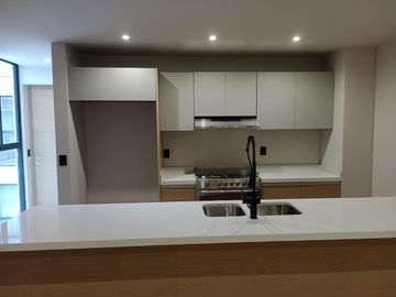 Renta de Departamento en Del Valle Centro, 130 m2 a estrenar
