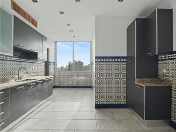 Venta de Apartamento en Punta Pacifica,  PH Pacific Point
