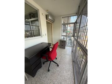Se Alquila Oficina Semi Amueblada en El Dorado