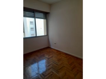 4 AMB. SOBRE AV INDEPENDENCIA AL 3000(USO RESIDENCIAL O PROFESIONAL)