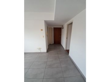 4 AMB. SOBRE AV INDEPENDENCIA AL 3000(USO RESIDENCIAL O PROFESIONAL)