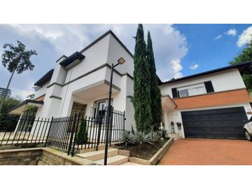 Venta Casa Poblado Padre Marianito P1 C6732234