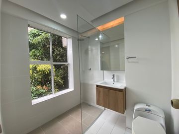 Vendo/Arriendo apartamento  Poblado El Campestre Medellín P1C8122157