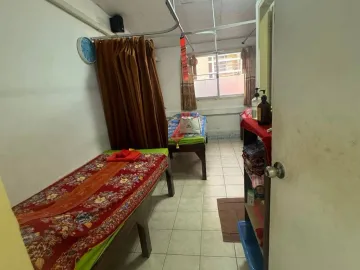 Urgent Sale: Commercial Building in Soi Buakhao! Best location in Buakhao!!! only 12m THB