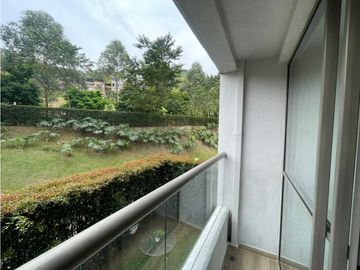 VENTA APARTAMENTO LOMA DE LOS BERNAL