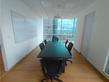 T Oficina en arriendo en Centro Empresarial Santa Bárbara, Bogotá D.C.