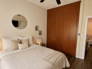 CASA EN VENTA EN BOSQUES DEL VALLE