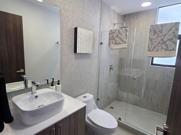 Depa en VENTA de 2 habitaciones — Tres Puertas, Puerta del Sol con vistas espectaculares