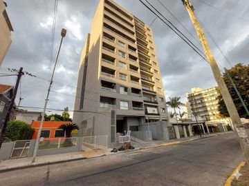VENTA DEPTO. 3 AMB CON BALCON. BERAZATEGUI CENTRO