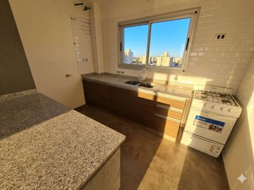 VENTA DEPTO. 3 AMB CON BALCON. BERAZATEGUI CENTRO