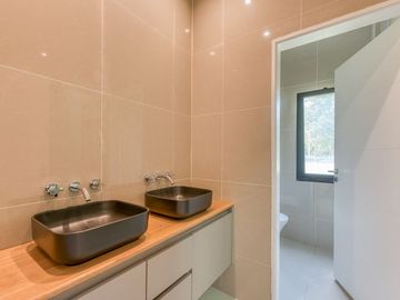 VENTA CASA BARRIO PRIVADO PRADOS DEL OESTE