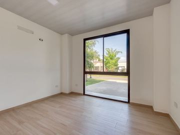 VENTA CASA BARRIO PRIVADO PRADOS DEL OESTE