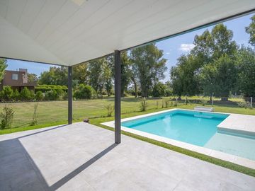 VENTA CASA BARRIO PRIVADO PRADOS DEL OESTE