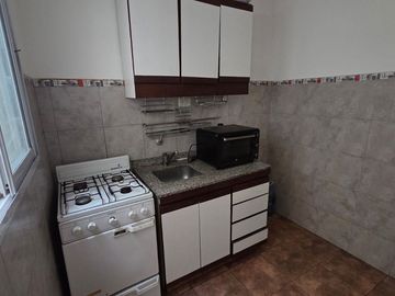 VENTA DEPARTAMENTO 2 AMBIENTES FLORES