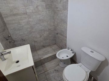 VENTA DEPARTAMENTO 2 AMBIENTES FLORES