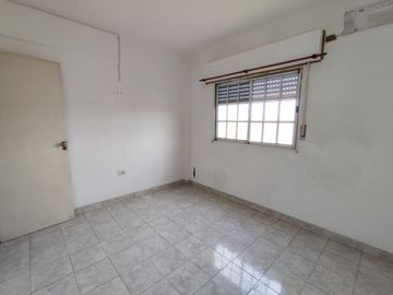 PH VENTA MATADEROS TERRAZA PROPIA x ESCALERA