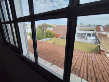 PH VENTA MATADEROS TERRAZA PROPIA x ESCALERA