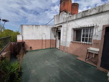 PH VENTA MATADEROS TERRAZA PROPIA x ESCALERA