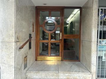 Venta departamento 4 amb en Belgrano. Guarda Coche