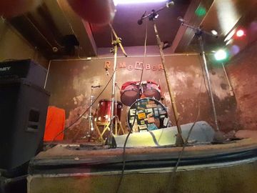 VENTA LOCAL AV CORRIENTES Y RIOBAMBA - BAR