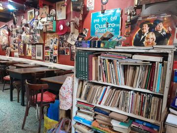 VENTA LOCAL AV CORRIENTES Y RIOBAMBA - BAR