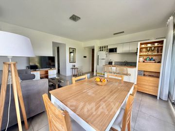 Venta 3amb-jardín-2baños-vista laguna-Lagoon Pilar