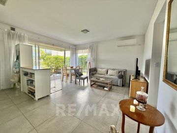 Venta 3amb-jardín-2baños-vista laguna-Lagoon Pilar