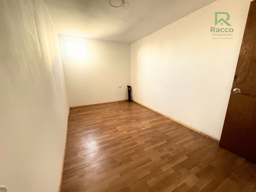 CASA INTERIOR, ENTRADA INDEPEN