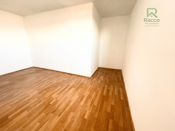 CASA INTERIOR, ENTRADA INDEPEN