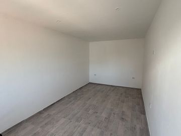 Alquiler 24 meses PH 2 ambientes en Duplex y Patio. Misiones y Alvarado