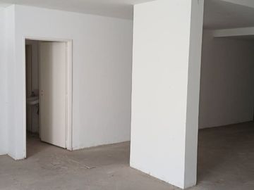 VENTA - LOCAL COMERCIAL A LA CALLE - FLORES