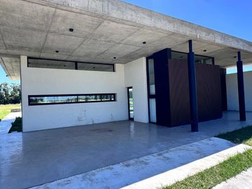 ESTANCIAS VILLA MARÍA AL GOLF | CASA A ESTRENAR