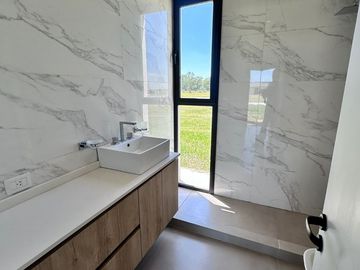 ESTANCIAS VILLA MARÍA AL GOLF | CASA A ESTRENAR