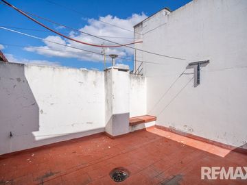 VENTA PH 3 AMBIENTES PARQUE AVELLANEDA PATIO TERRA