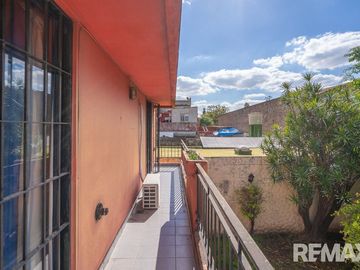 VENTA PH 3 AMBIENTES PARQUE AVELLANEDA PATIO TERRA