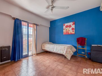 VENTA PH 3 AMBIENTES PARQUE AVELLANEDA PATIO TERRA