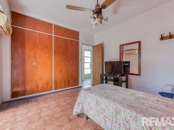 VENTA PH 3 AMBIENTES PARQUE AVELLANEDA PATIO TERRA