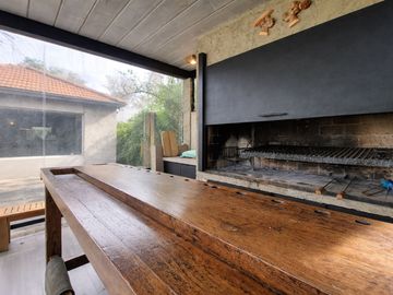 Casa Venta Club de Campo Aranzazu Pileta Seguridad