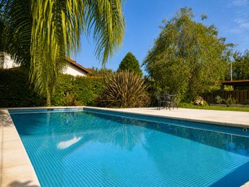 Casa Venta Club de Campo Aranzazu Pileta Seguridad