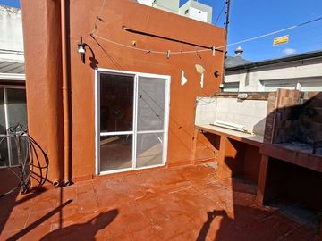 Venta PH al Fondo c/Patio y Parrilla - Crucesita