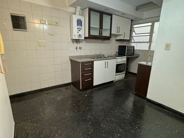 DEPARTAMENTO VENTA 4 AMBIENTES  BALCON COCHERA