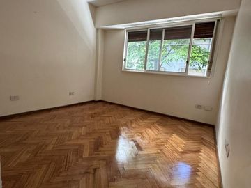 DEPARTAMENTO VENTA 4 AMBIENTES  BALCON COCHERA