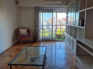 VENTA DEPTO 2 AMB. BALVANERA CON 2 COCHERAS A/CRED