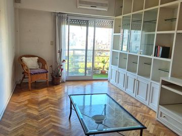 VENTA DEPTO 2 AMB. BALVANERA CON 2 COCHERAS A/CRED