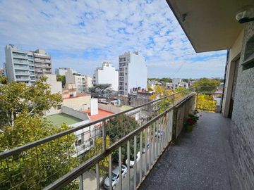 Venta departamento frente 3 amb cochera Mataderos