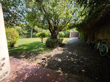 CASA 3 DORMITORIOS + PILETA B°GRANJA DE FUNES