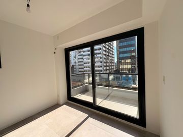 Venta departamento 2 ambientes piso alto muy luminoso nuevo a estrenar. Barrio norte