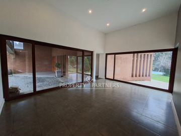 Espectacular casa en Alto Las Cruces