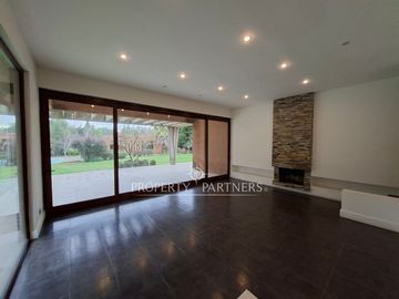 Espectacular casa en Alto Las Cruces